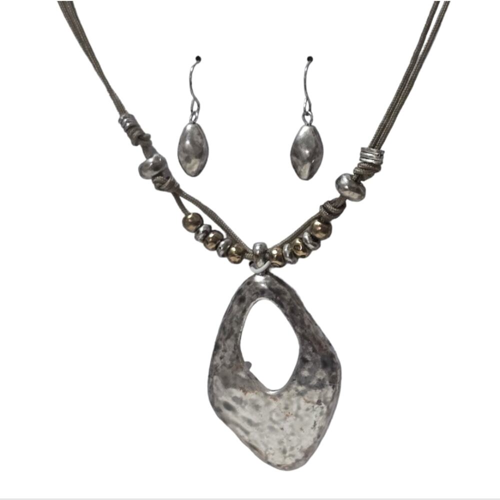 The Sak Hammered Silver Tone Beadedā z Pendant Necklace and Earrings New!
